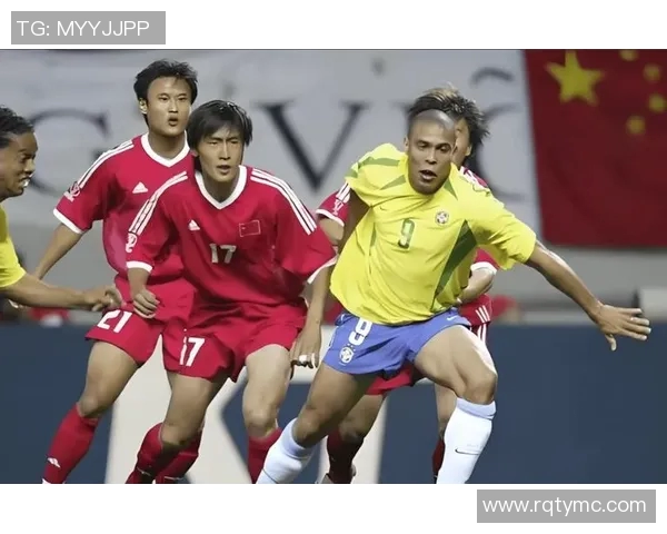 一直渴望加入中国足球队的球星：他们的梦想与挑战